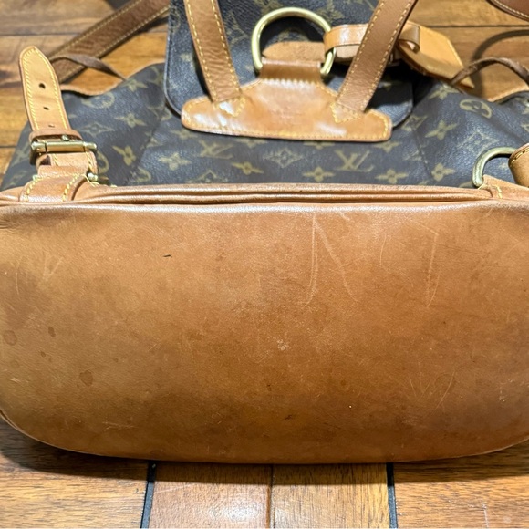 Black Friday Deal!!! Authentic Louis Buitton Monogram Montsouris MM Backpack - Picture 4 of 13